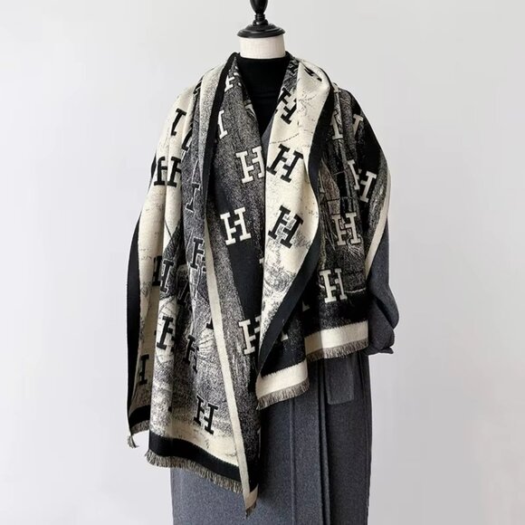 NEW! EXQUISITE Faux CASHMERE SCARF WRAP SHAWL - Picture 1 of 6